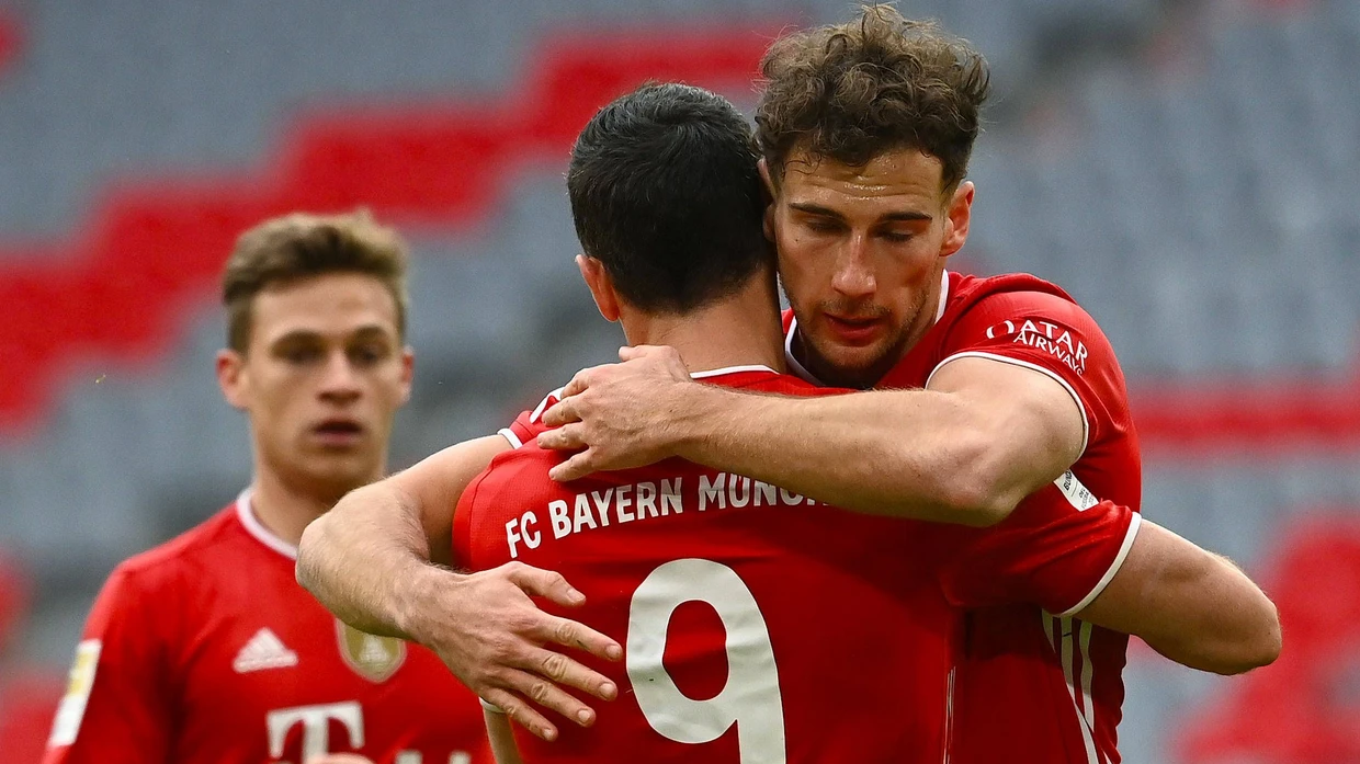 Aufstellungen: Teilnehmer: 1. FC Köln gegen FC Bayern München